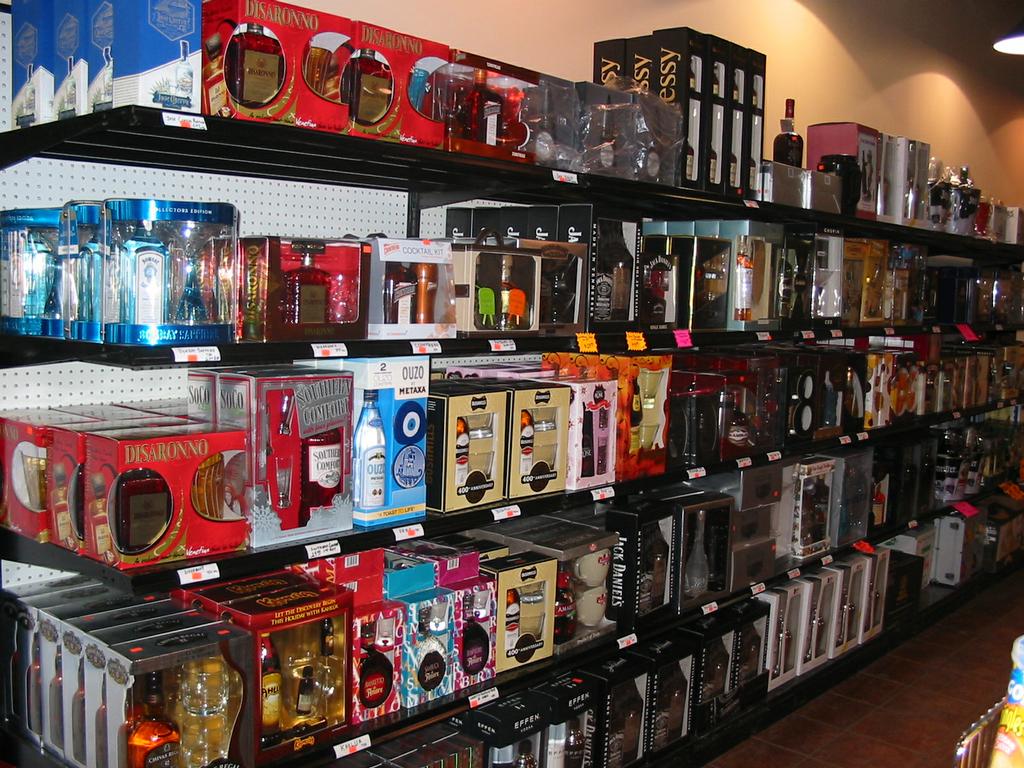 Oklahoma Liquor & Tobacco Milwaukee WI 53227 4145419463